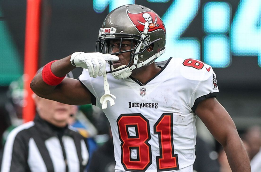  Tampa Bay Buccaneers coach Bruce Arians – Antonio Brown no longer a Buc after WR rips off equipment, runs off field during third quarter – ESPN