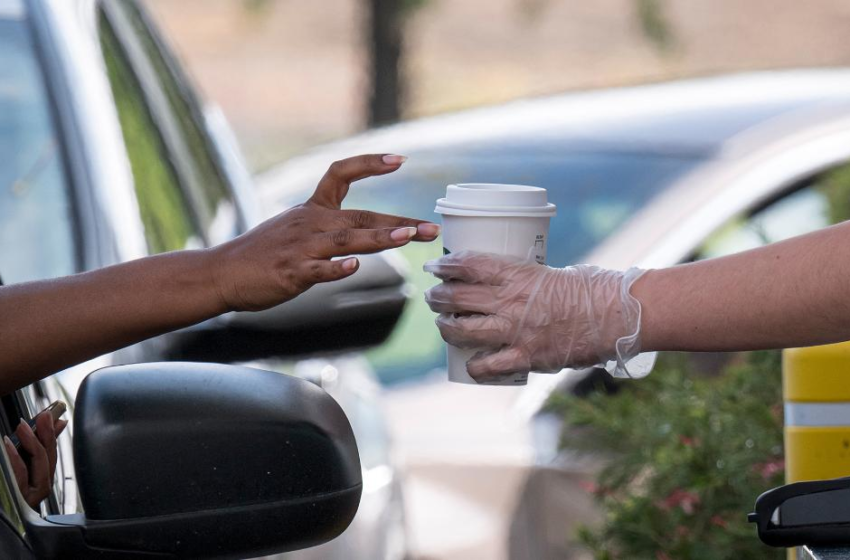  Starbucks scraps vaccine requirement following Supreme Court decision – CNN