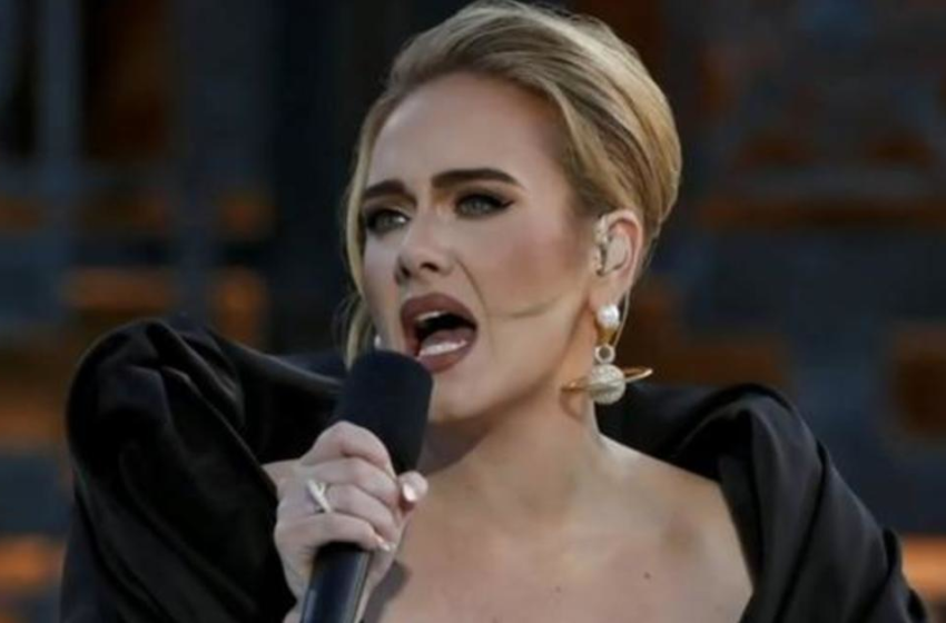  Adele postpones Las Vegas residency due to COVID-19 and delivery delays – CBS News