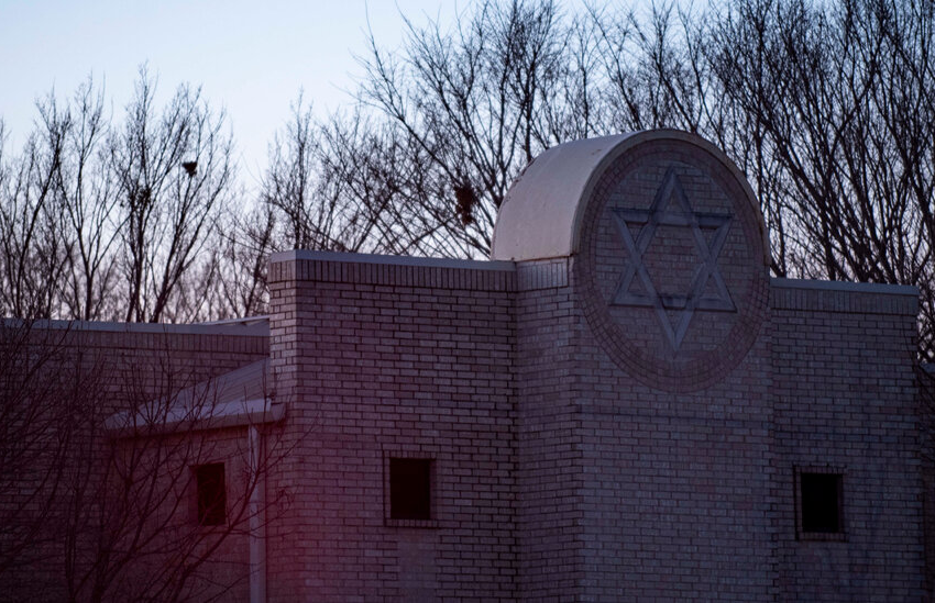  As F.B.I. Breached Texas Synagogue, Hostages Were Dashing for Exit – The New York Times