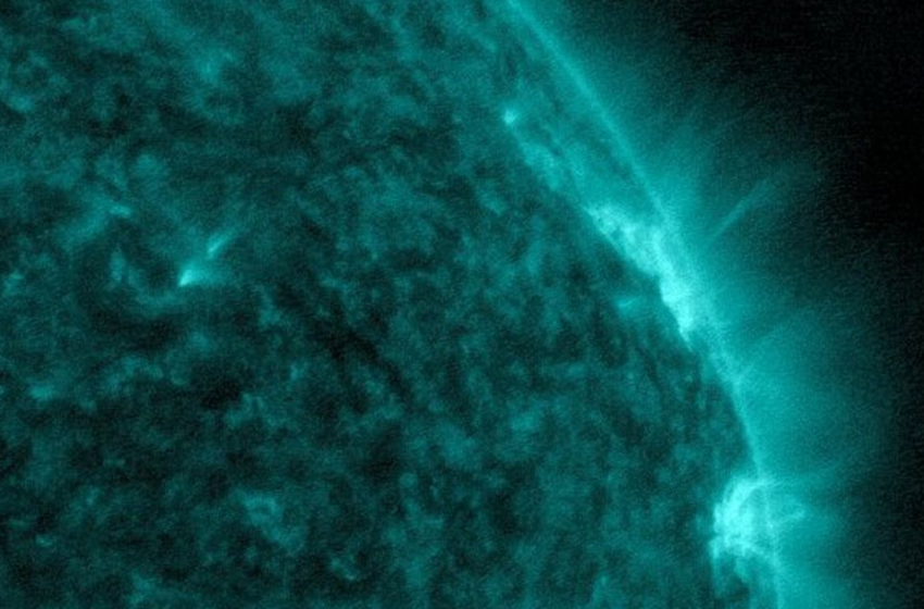  NASA captures violent flash from suns mini eruption – CNET