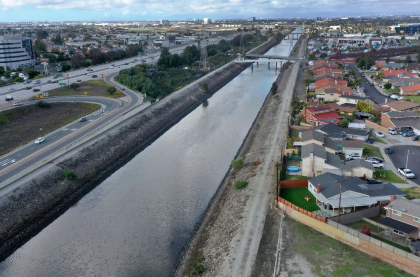  Sewage spill closes Southern California beaches – NBC News