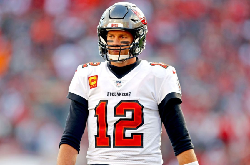  Tom Brady says his thoughts are on Tampa Bay Buccaneers playoff exit, not own future – ESPN