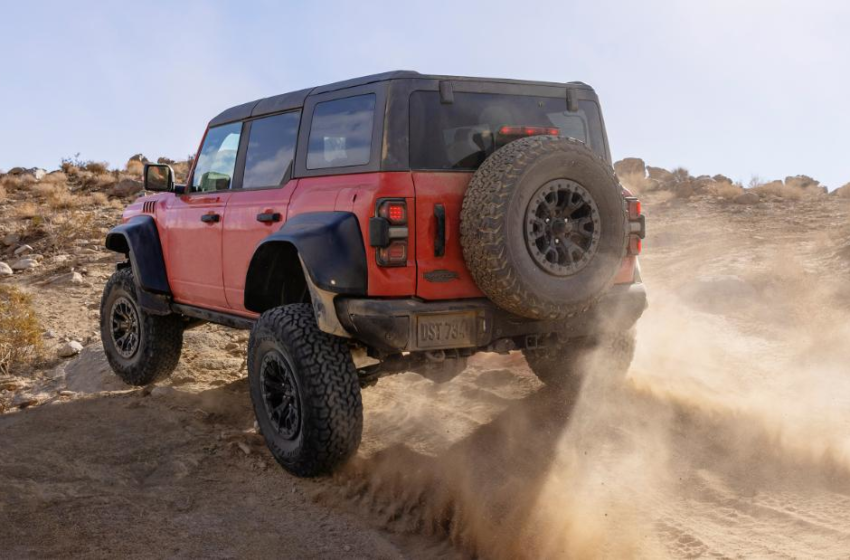  Ford reveals dune-jumping Bronco Raptor – CNN