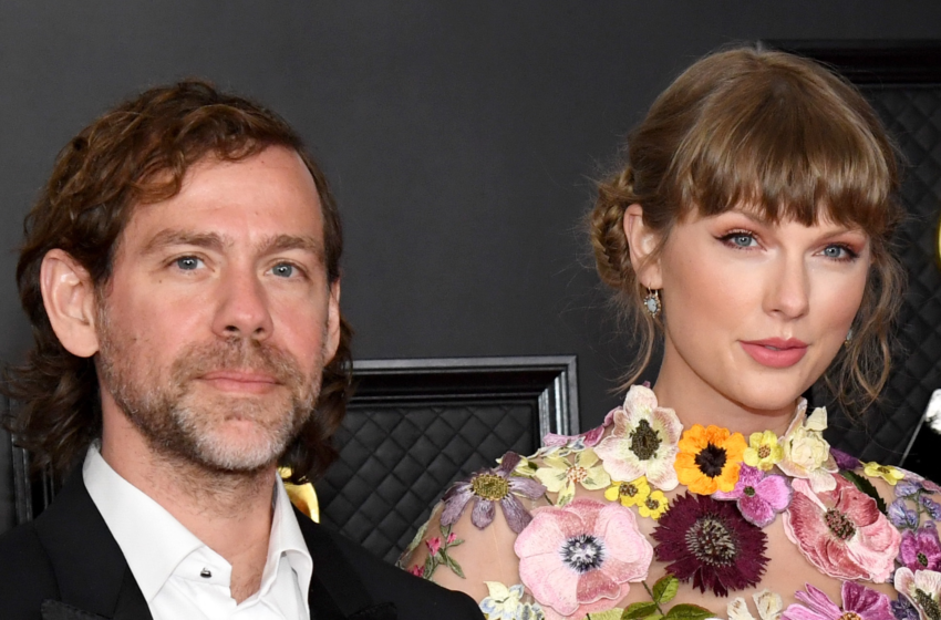  Aaron Dessner responds to Damon Albarns comments on Taylor Swift: “Youre obviously completely clueless” – NME