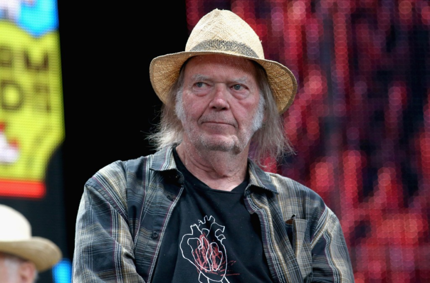  Neil Young threatens to pull music from Spotify to protest Joe Rogan misinformation – New York Post