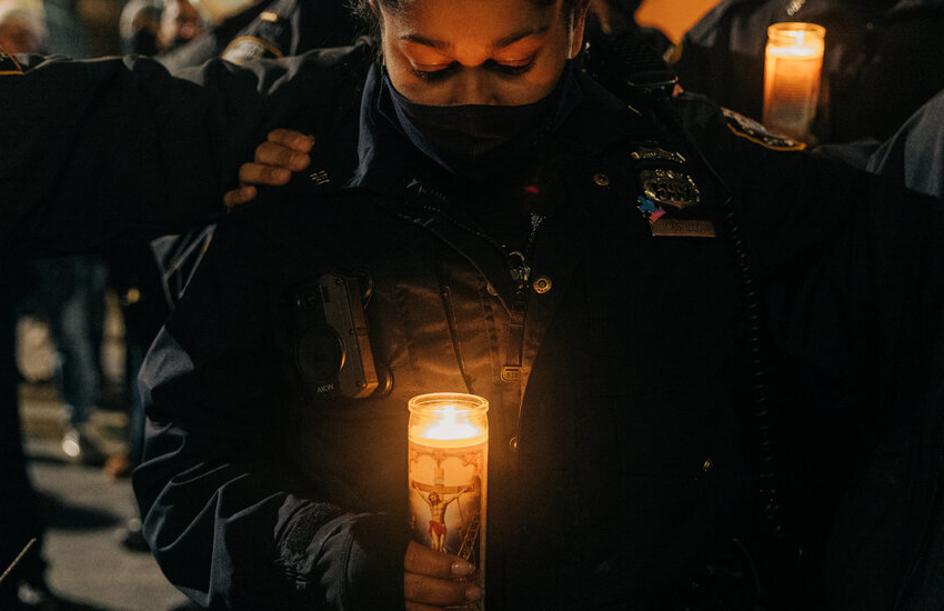  2nd N.Y.P.D. Officer, Wilbert Mora, Dies After Harlem Shooting – The New York Times