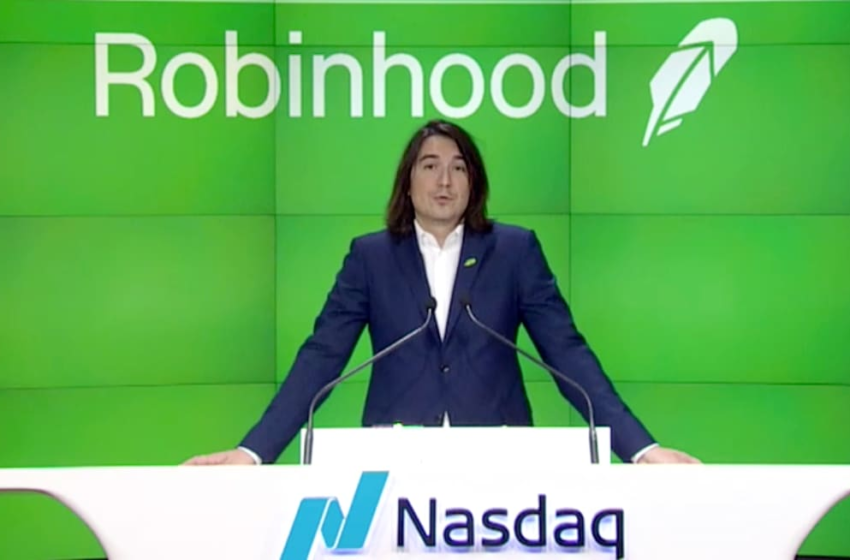  Robinhood shares tank 15% after it loses active users, forecasts weak revenue – CNBC