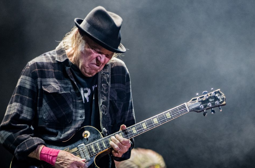  Neil Young won’t change Spotify’s mind about Joe Rogan – Vox.com