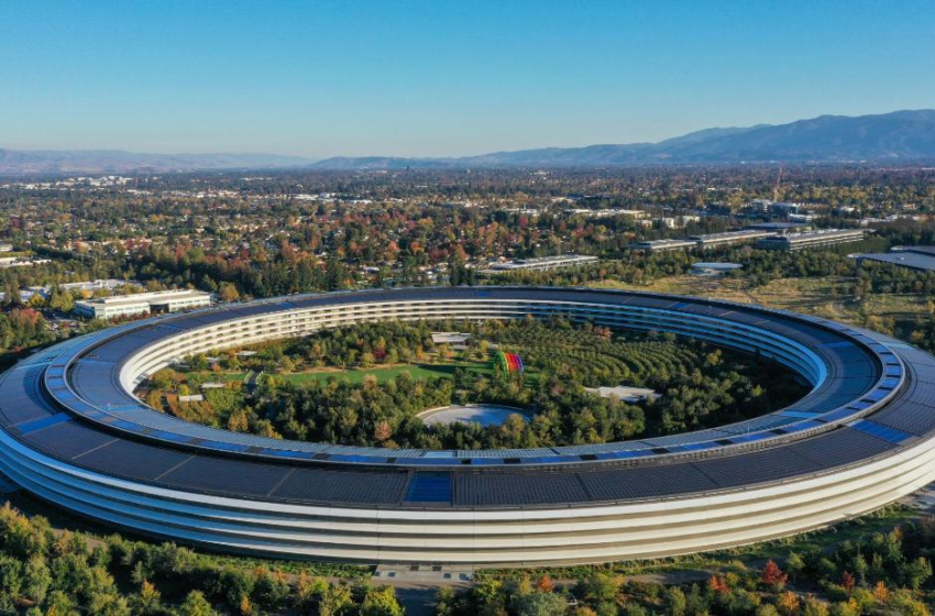  Apple has become the worlds first $3 trillion company – CNN