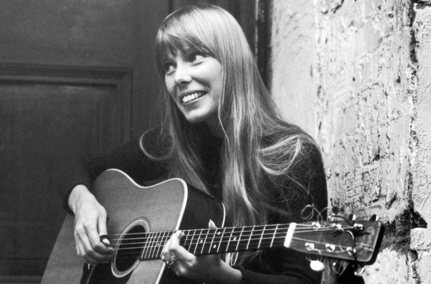  Joni Mitchell says she will follow Neil Young by removing her music from Spotify due to vaccine misinformation – CNN