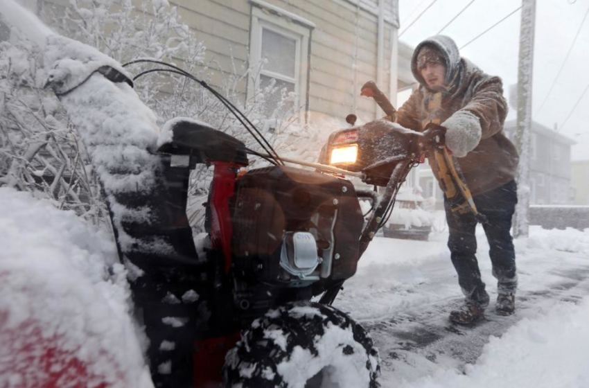  Noreaster hammering East Coast with blizzard conditions, and New England is bracing for the heaviest snow – CNN