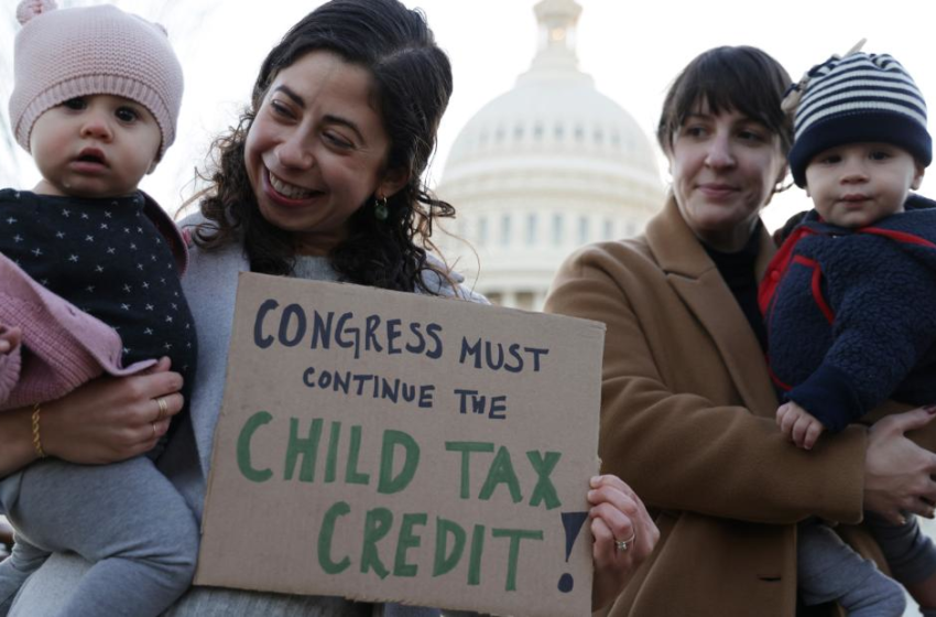  Parents struggle after monthly child tax credit payments end – CNN