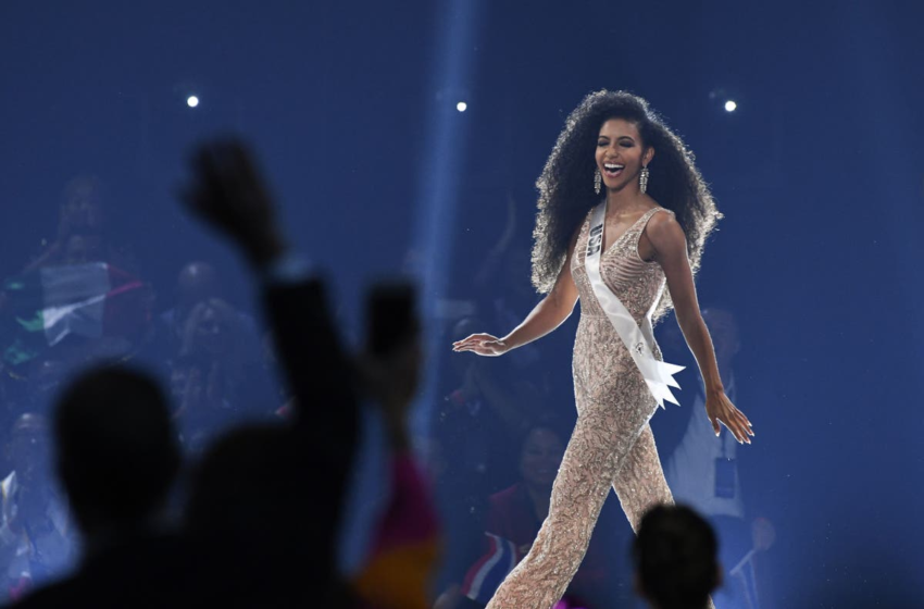  Cheslie Kryst: Miss USA 2019, 30, allegedly jumps to her death from Manhattan skyscraper – The Independent