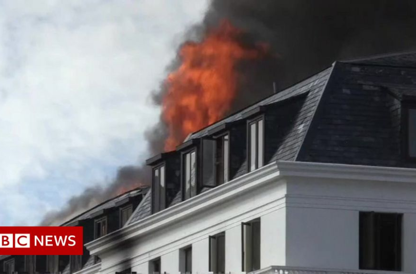  New fire at South Africas parliament contained – BBC News