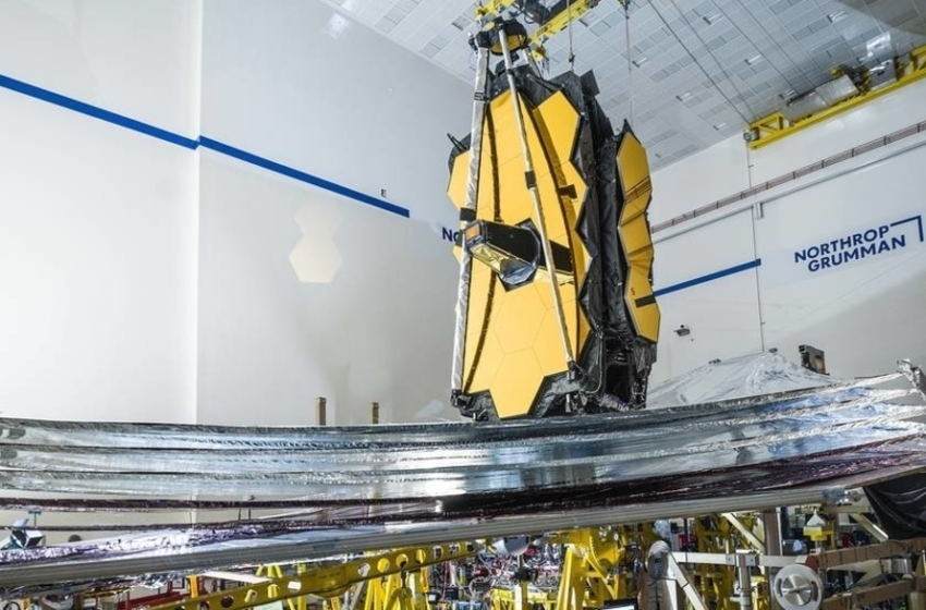  NASAs James Webb Space Telescope deploys massive sunshield. Next up? Mirrors – NPR