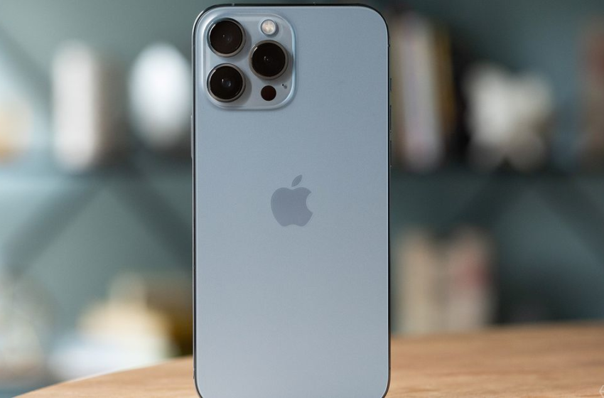  The iPhone 14 Pro could have a hole-punch camera and hide Face ID under the screen – The Verge