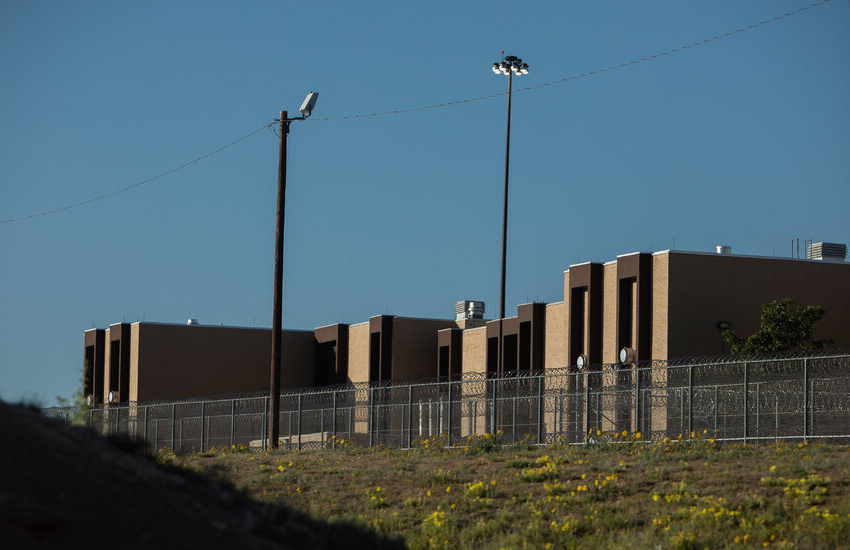  Fatal Gang Fight Spurs Nationwide Lockdown of Federal Prison System – The New York Times