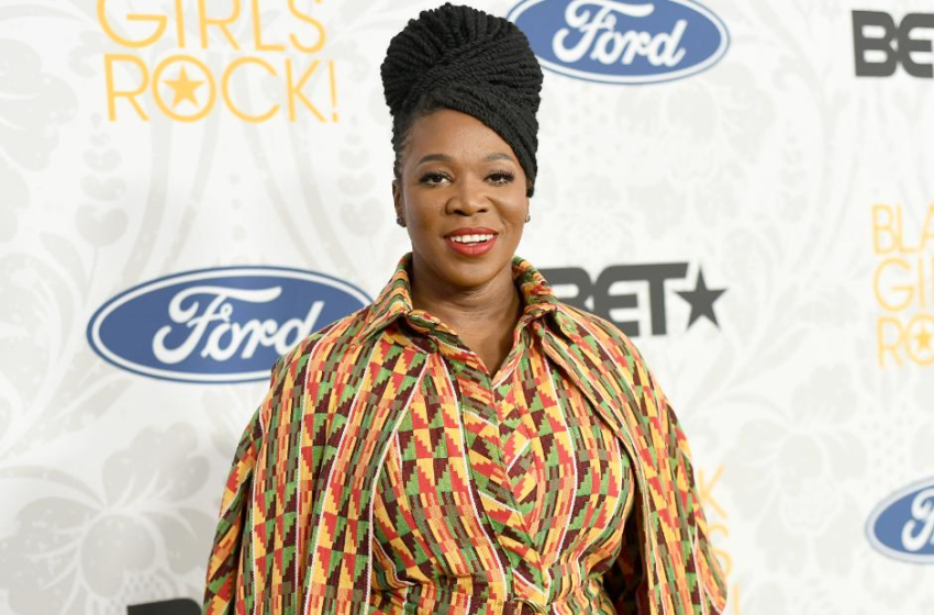  India Arie says shes pulling her music from Spotify over Joe Rogans comments on race – CNN