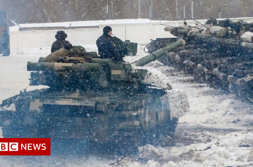  Ukraine tensions: Russia condemns destructive US troops boost in Europe – BBC News