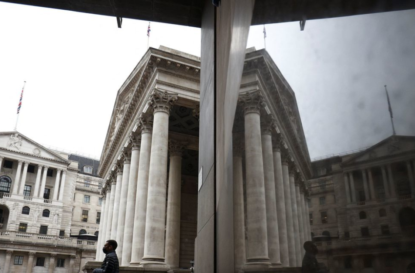  Bank of England Enacts First Back-to-Back Rate Rises Since 2004 – The Wall Street Journal