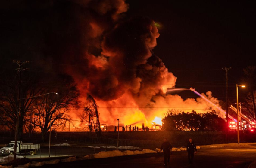  Massive fertilizer plant blaze, explosive chemicals force back Winston-Salem fire crews. Residents asked to leave homes up to a mile away. – Winston-Salem Journal