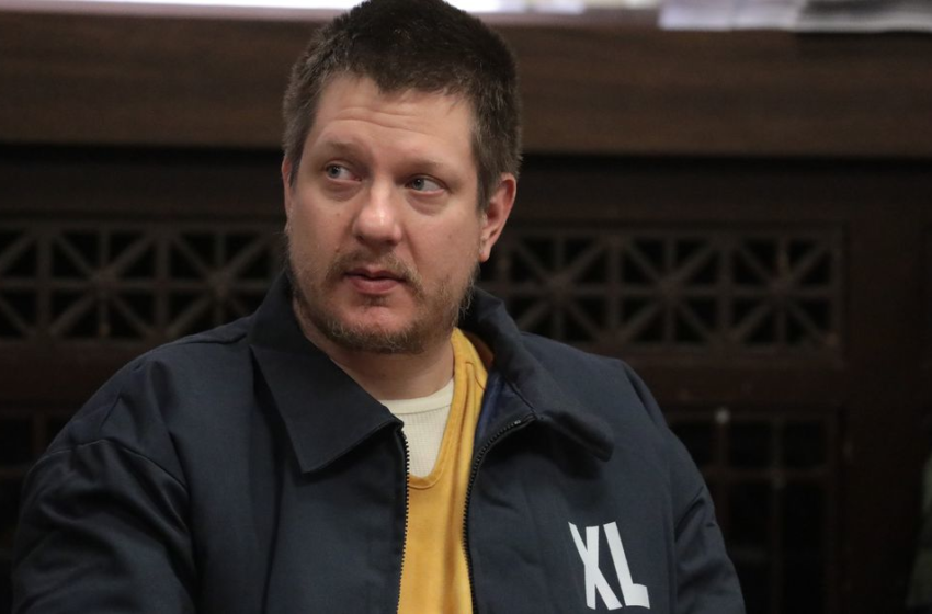  Ex-Chicago cop Jason Van Dyke released from prison for murder of Laquan McDonald — to a deafening call for hi… – Chicago Sun-Times