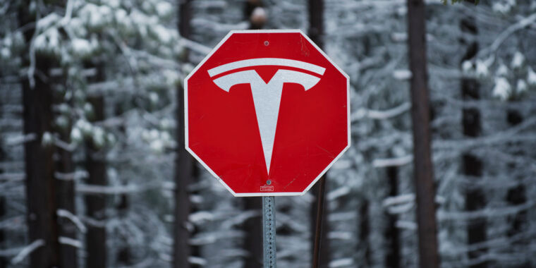  Tesla recalls 53,822 cars because they won’t stop at stop signs – Ars Technica