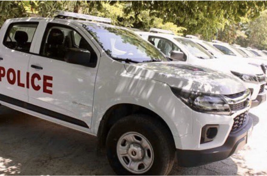  Remise d’un lot de 16 véhicules de patrouille à la PNH par le gouvernement 