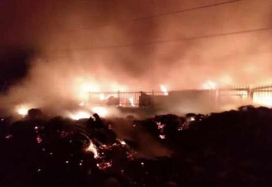  Le marché communal Beaudroin incendiée