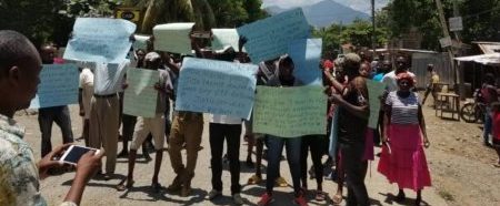  Sit-in au Cap-Haïtien pour réclamer la libération des présumés violeurs.